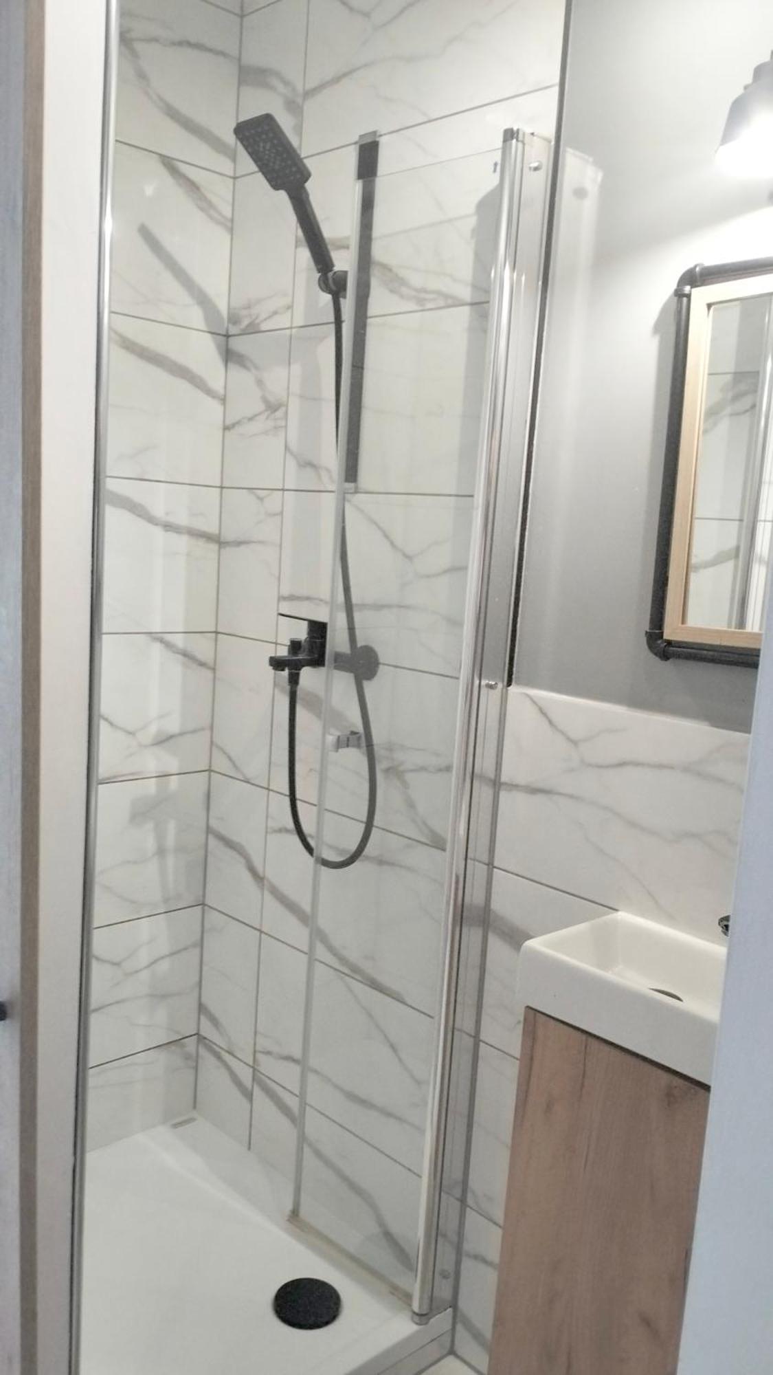 Nighthost Robotnicza 32 M248 Wroclaw Free Parking Apartment Bagian luar foto